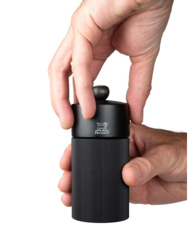 Peugeot giftbox Night Chic Ltd.