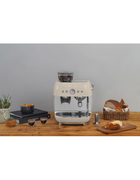 Smeg Espressomachine Creme