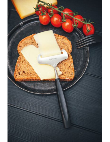 Kaasschaaf voor jonge kaas